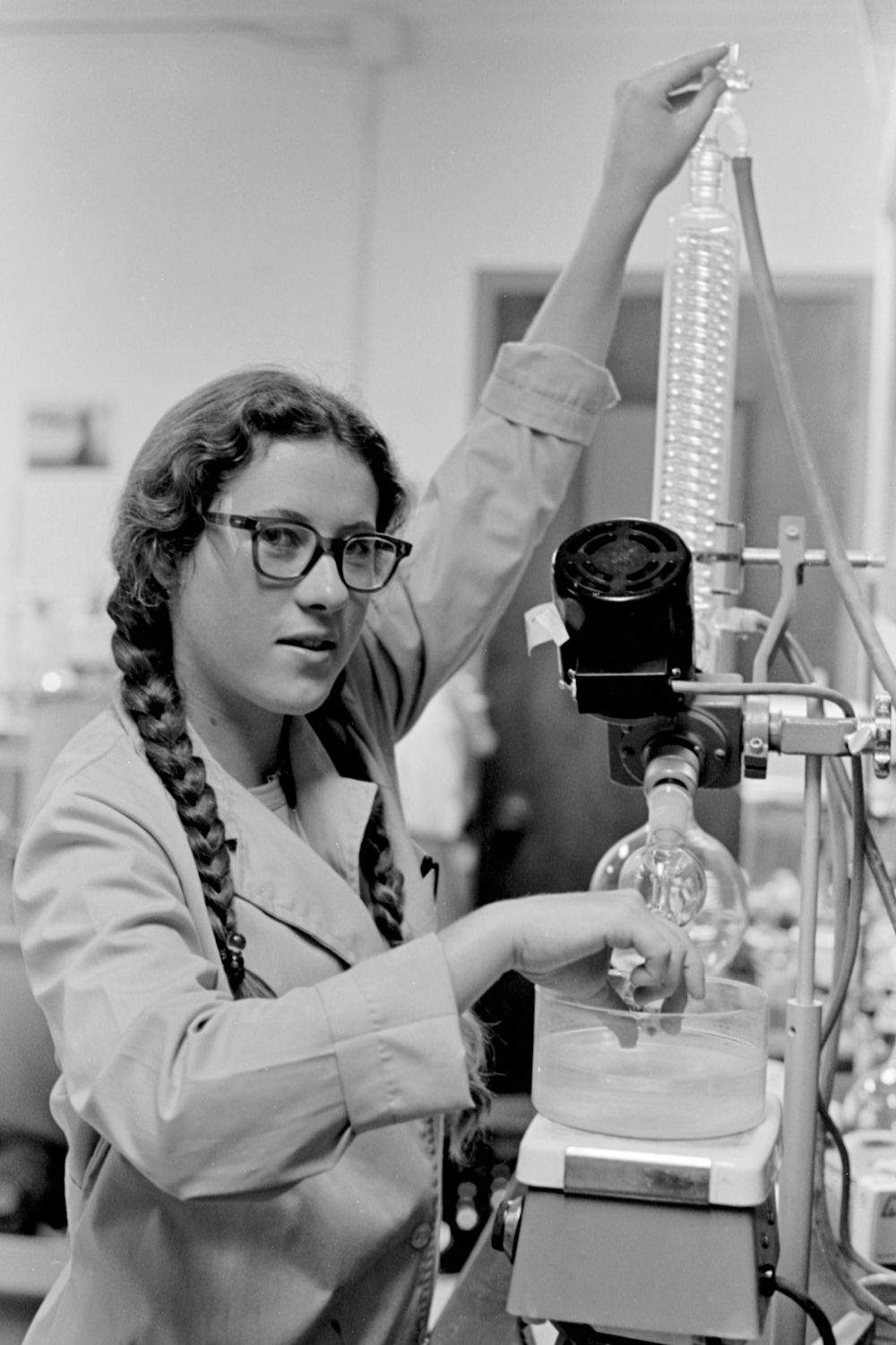 Chemistry Lab: Unidentified Student | UCSC Digital Library Collections